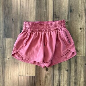 Lululemon 4'' tracker short misty merlot , size 6
